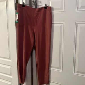 NWT 32 Degrees Woman’s Pant. Size XL. Dusty Rose..